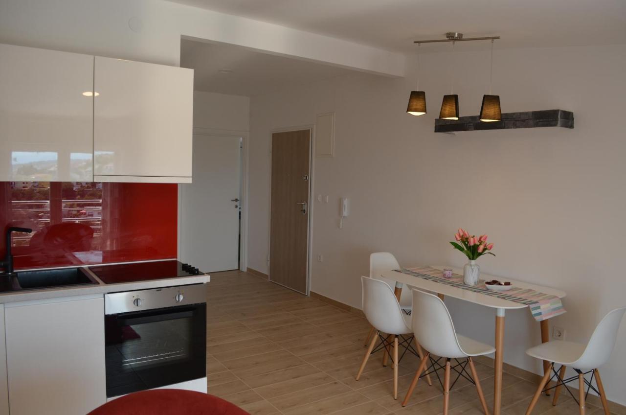 Apartments Korina Цриквеница Экстерьер фото