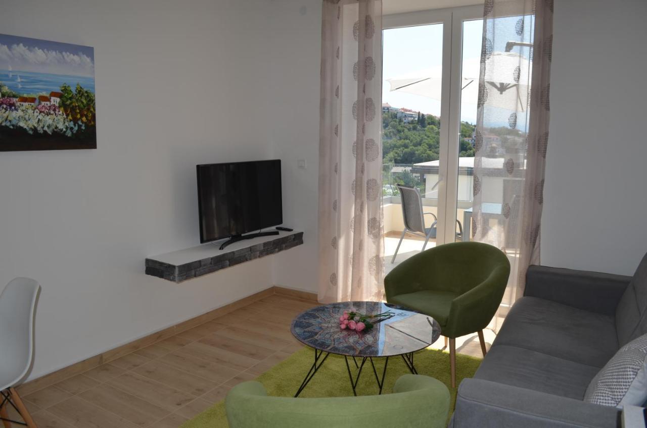 Apartments Korina Цриквеница Экстерьер фото